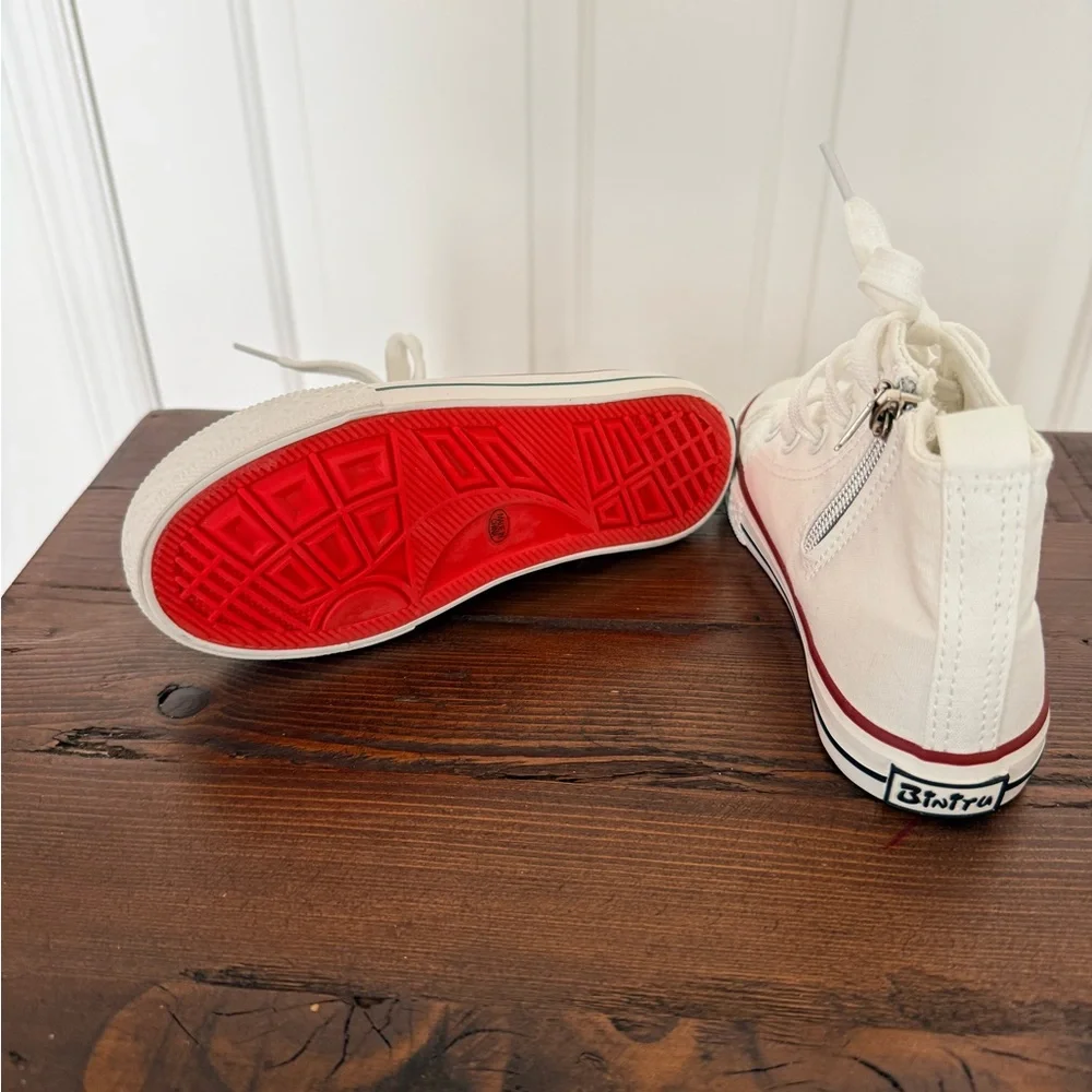 Classic White Kids High-Top Canvas Sneakers with Trendy Chunky Laces!